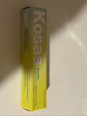 Kosas Revealér Super Creamy Brightening Concealer - Yellow Green Box